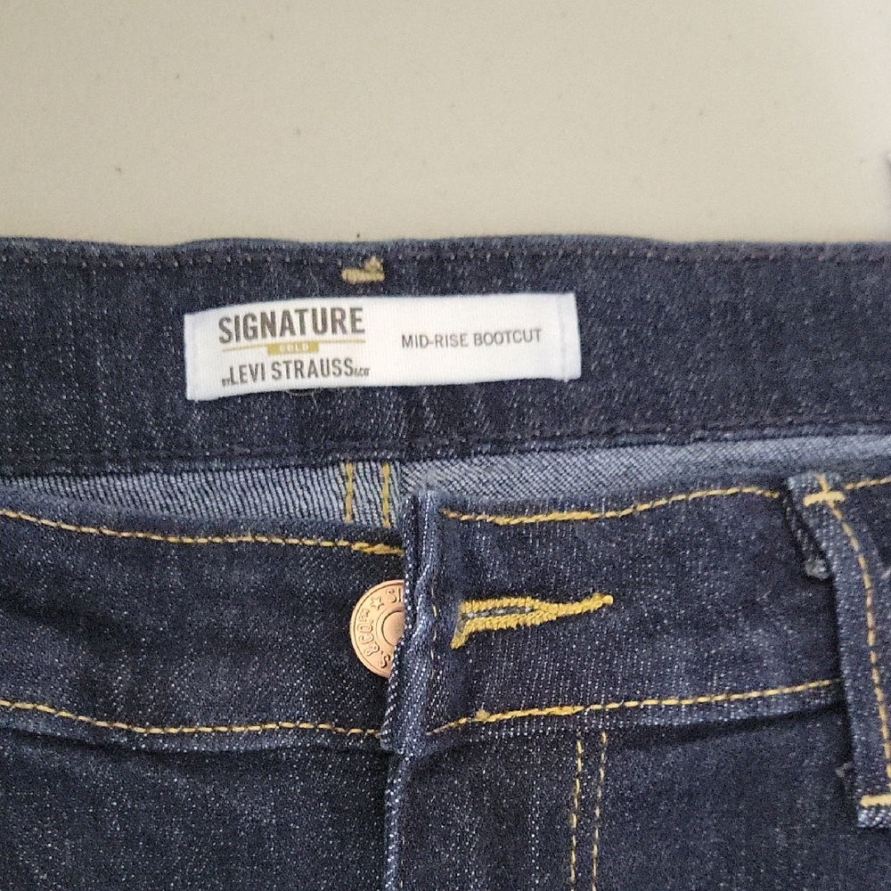 Signature by Levi Strauss Women's Boot Cut Jeans - Dark Blue
